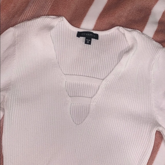 White long sleeve knit - Picture 3 of 3